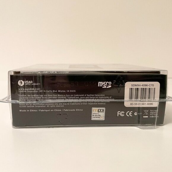 SanDisk Sansa e260 4GB MP3 Audio Video Photo Player With MicroSD Expansion Slot - Picture 10 of 16